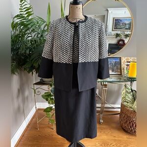 Kasper Sleeveless Dress With Jacket Womens size 14 Black white Chevron EUC